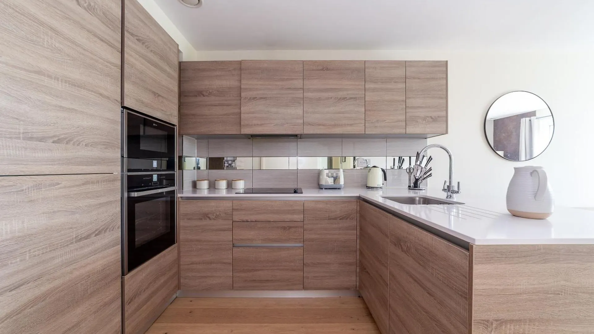 The River Thames Collection Apartment London